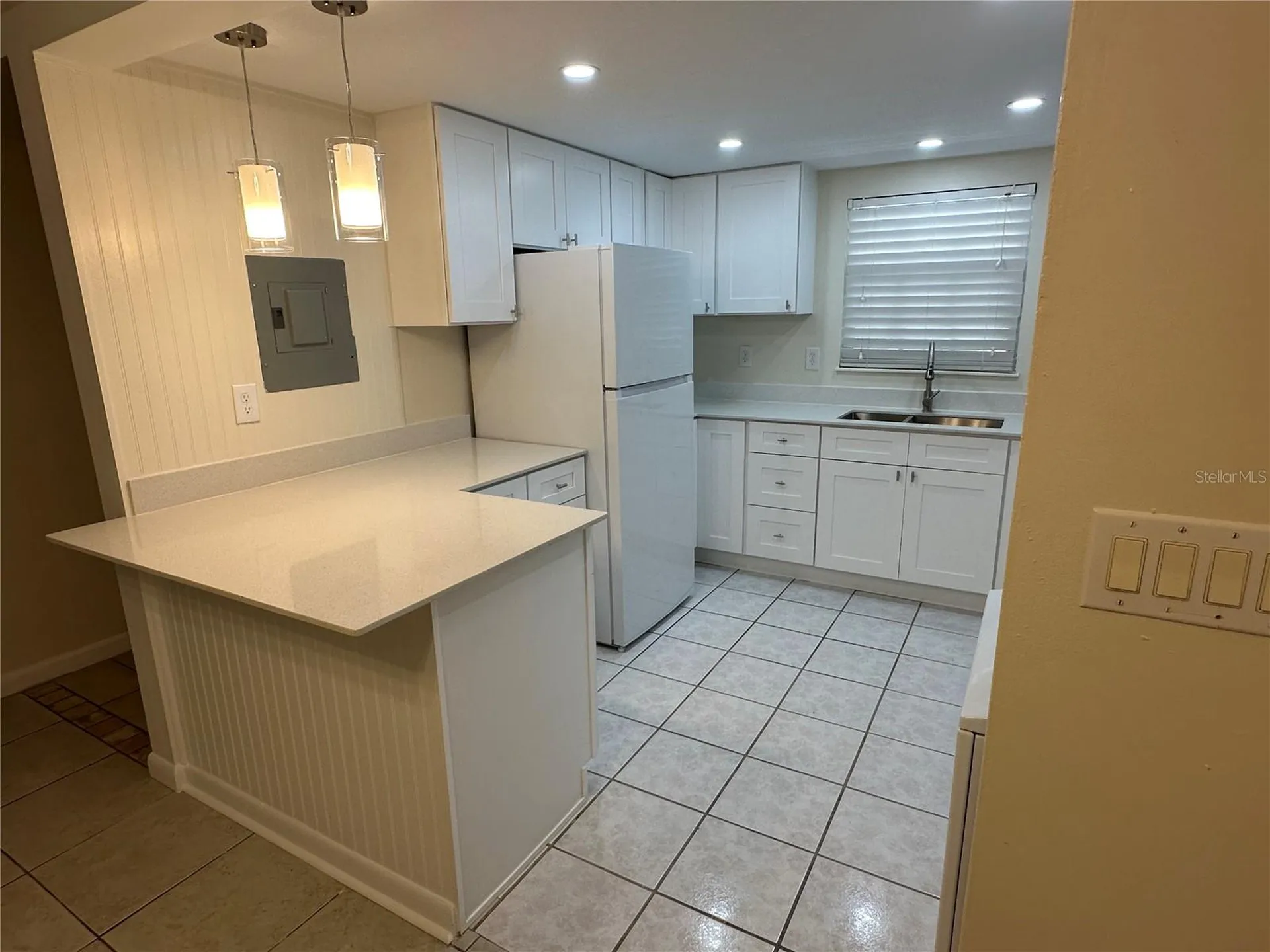 122 N Kings Avenue Brandon FL 33510