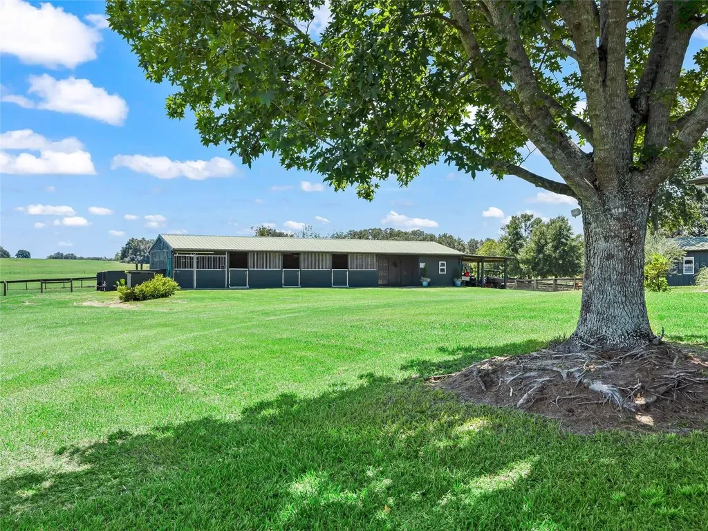 15600 SE 47th Avenue Summerfield FL 34491