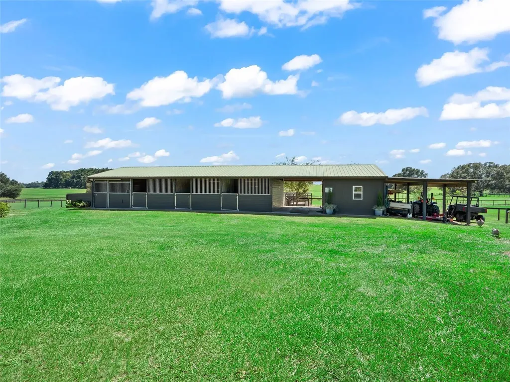 15600 SE 47th Avenue Summerfield FL 34491