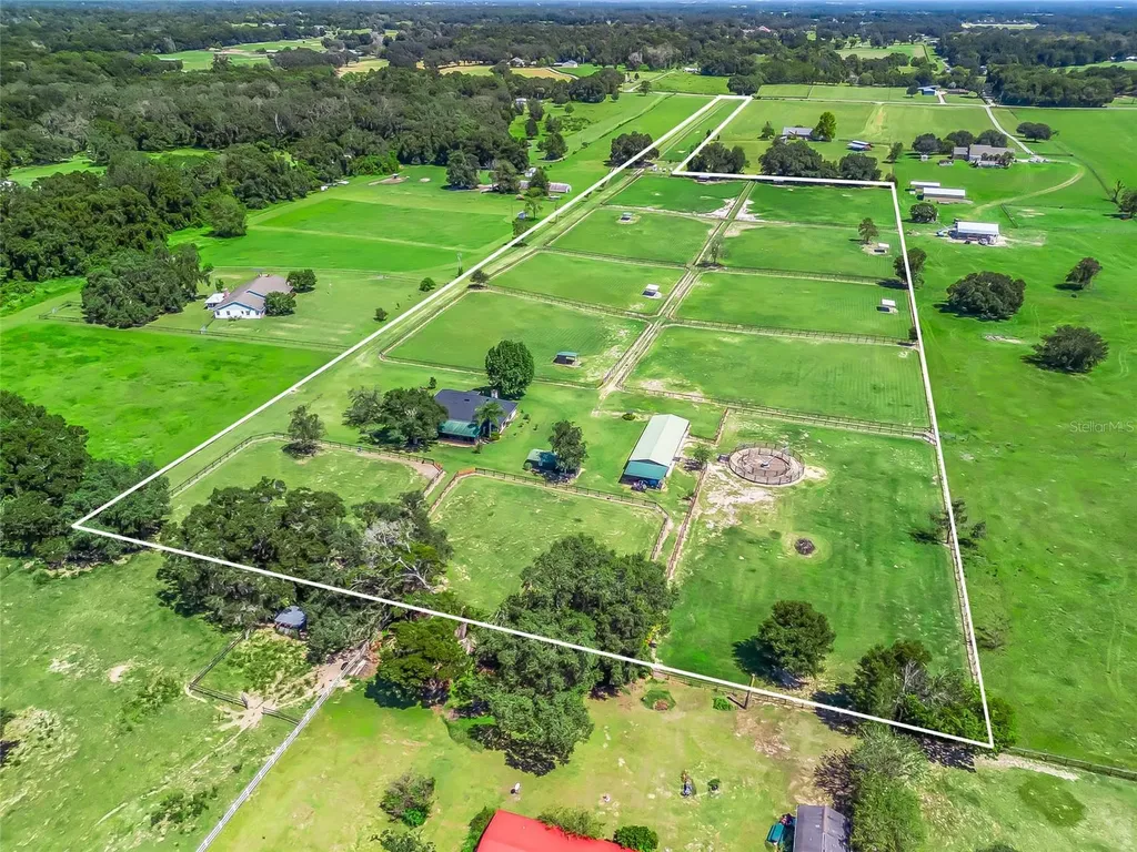15600 SE 47th Avenue Summerfield FL 34491