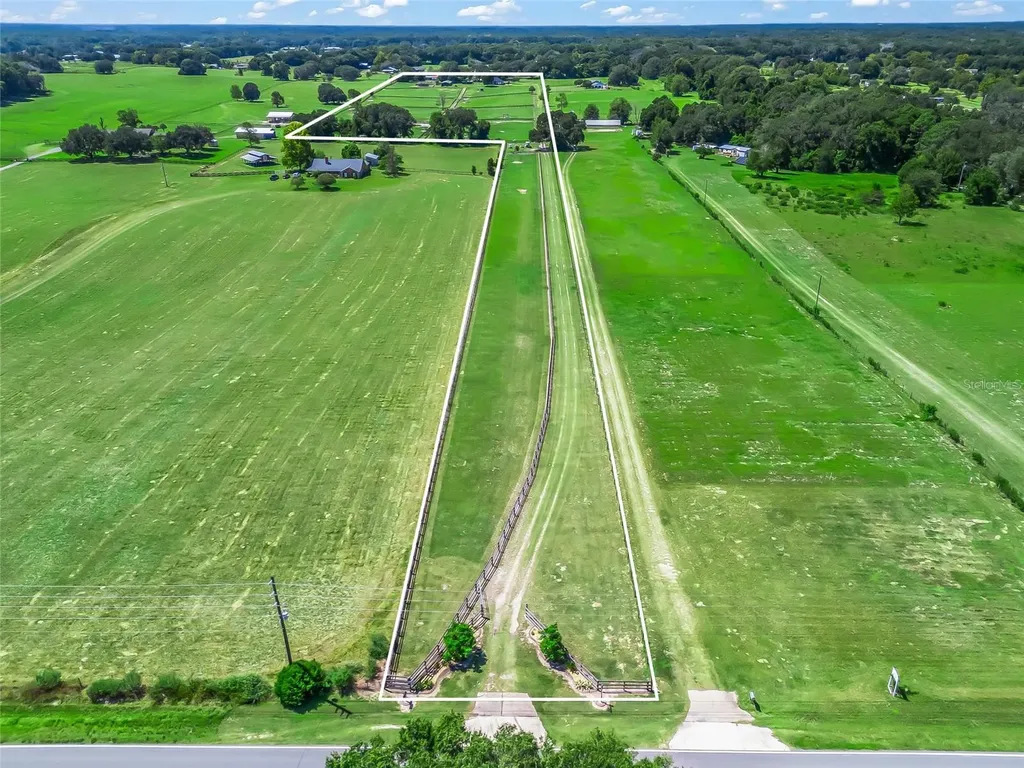 15600 SE 47th Avenue Summerfield FL 34491