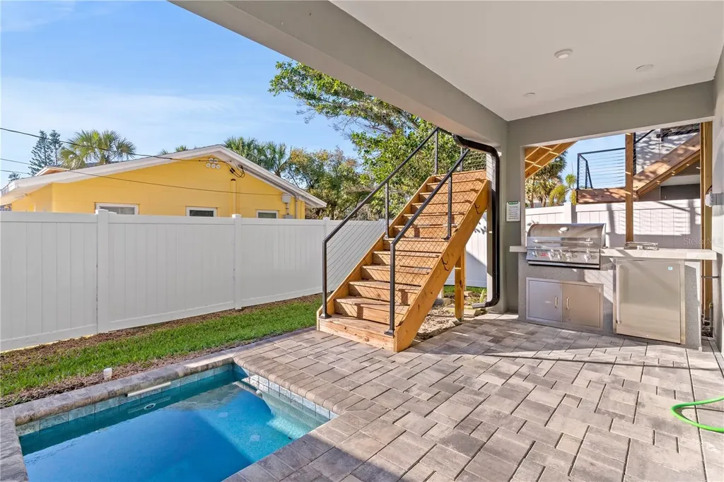 2200 Bay Boulevard Indian Rocks Beach FL 33785