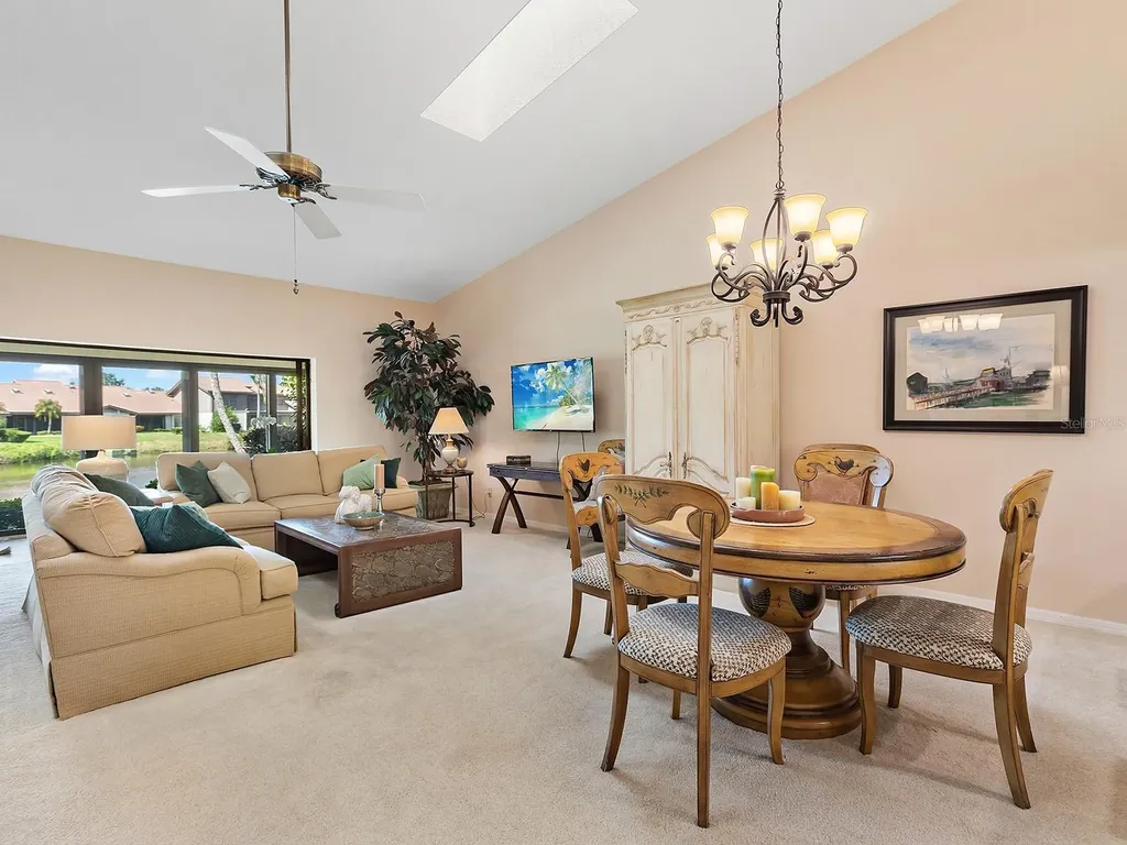 6094 Wilshire Boulevard Sarasota FL 34238