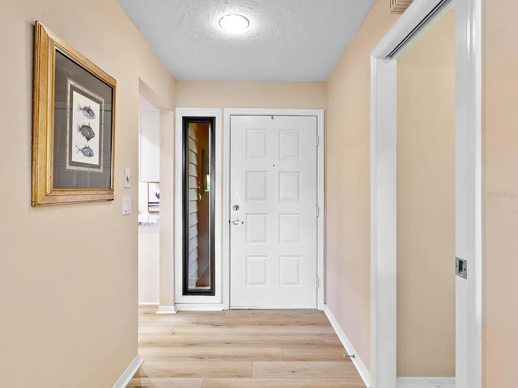 6094 Wilshire Boulevard Sarasota FL 34238