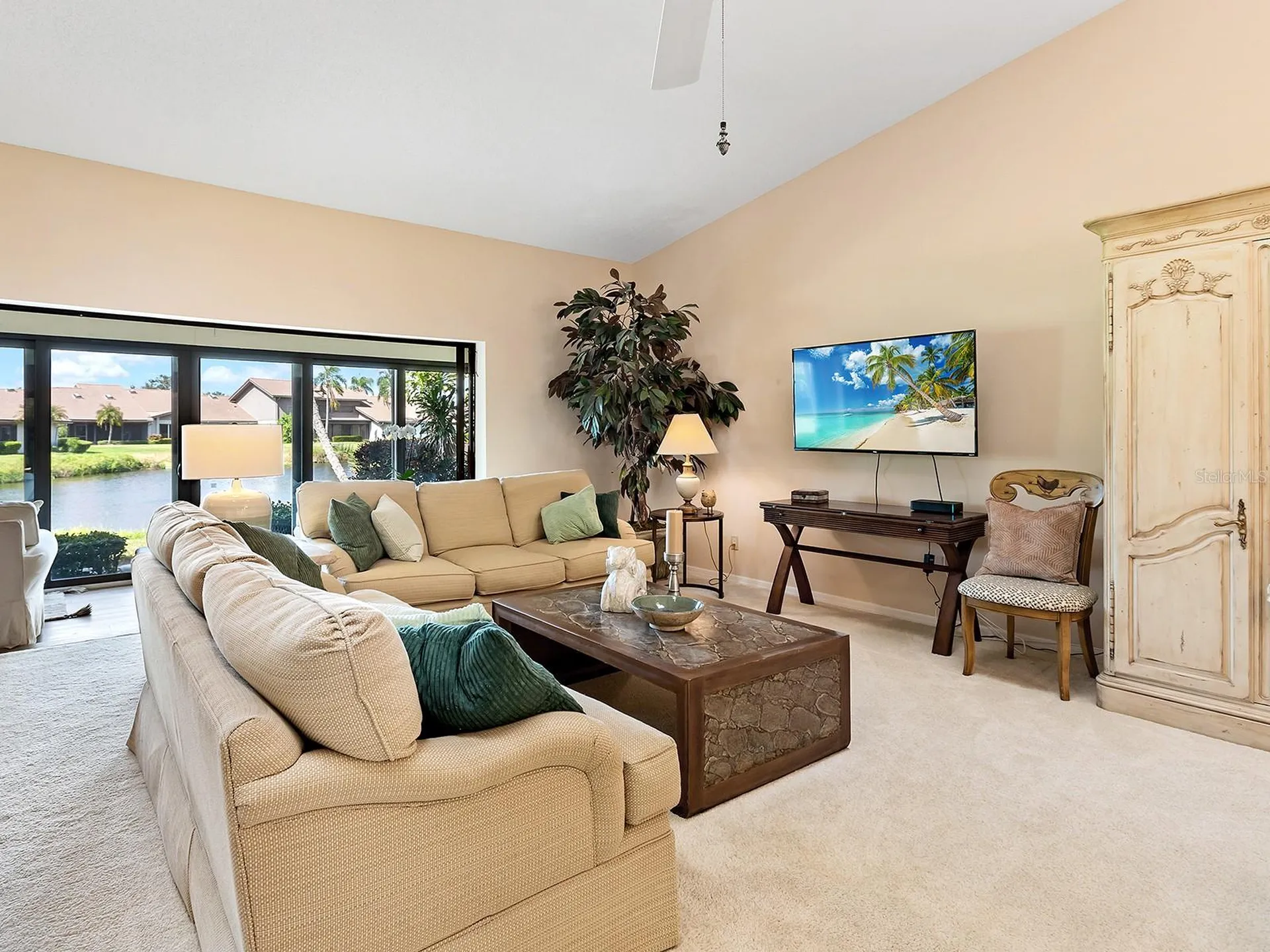 6094 Wilshire Boulevard Sarasota FL 34238