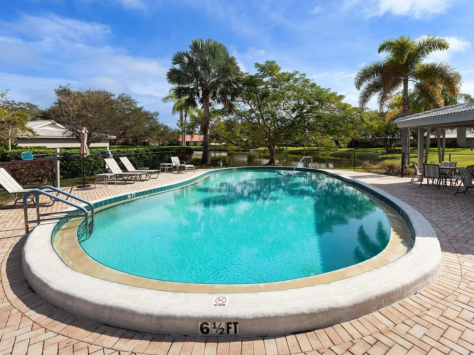 6094 Wilshire Boulevard Sarasota FL 34238