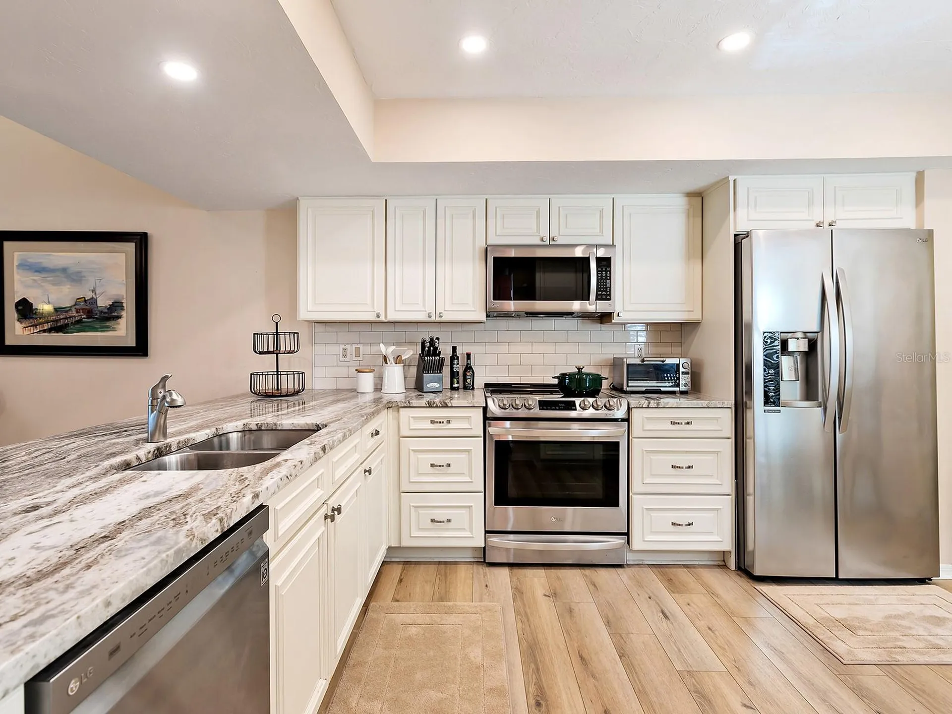 6094 Wilshire Boulevard Sarasota FL 34238