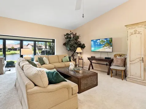 6094 Wilshire Boulevard Sarasota FL 34238