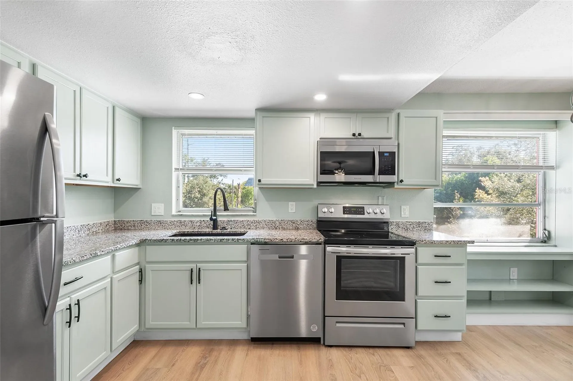 6262 Emerson Avenue S St Petersburg FL 33707