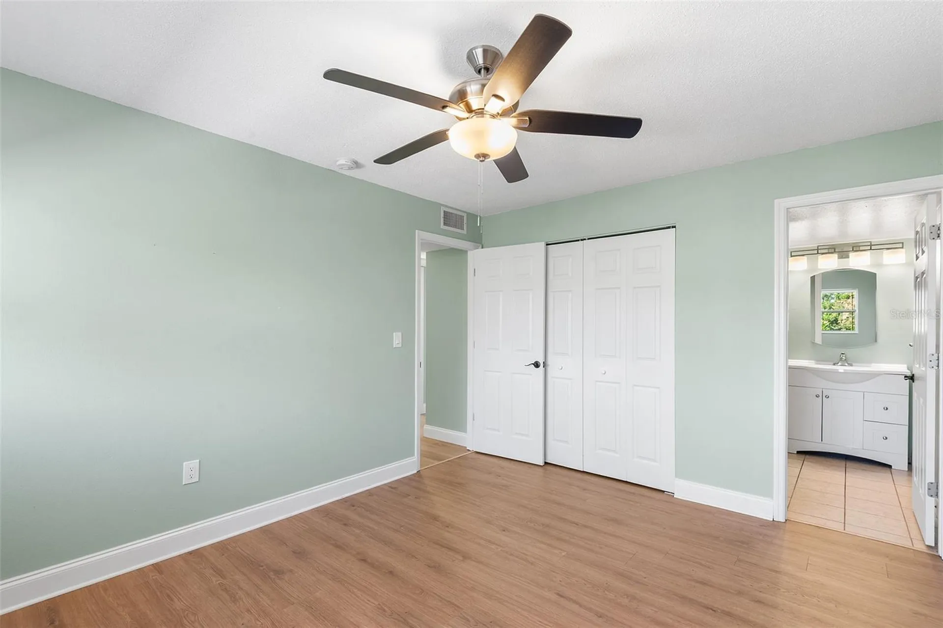 6262 Emerson Avenue S St Petersburg FL 33707