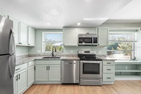 6262 Emerson Avenue S St Petersburg FL 33707