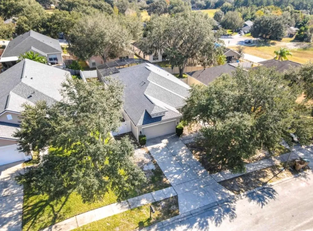25227 Chipshot Court Sorrento FL 32776