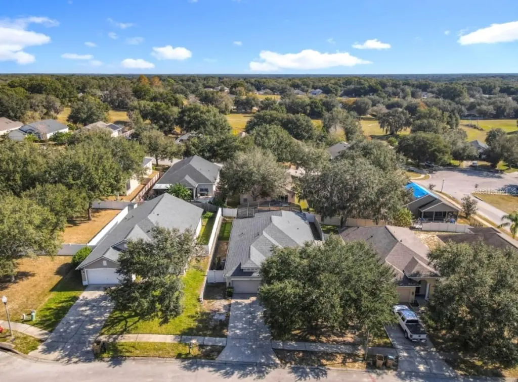 25227 Chipshot Court Sorrento FL 32776