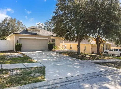 25227 Chipshot Court Sorrento FL 32776