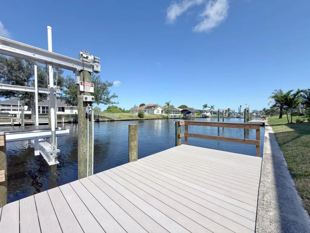 9222 Rosebud Circle Port Charlotte FL 33981
