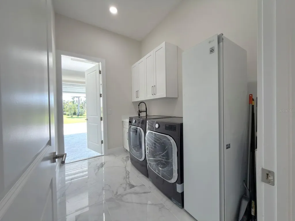 9222 Rosebud Circle Port Charlotte FL 33981