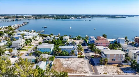 403 Gulf Drive S Bradenton Beach FL 34217