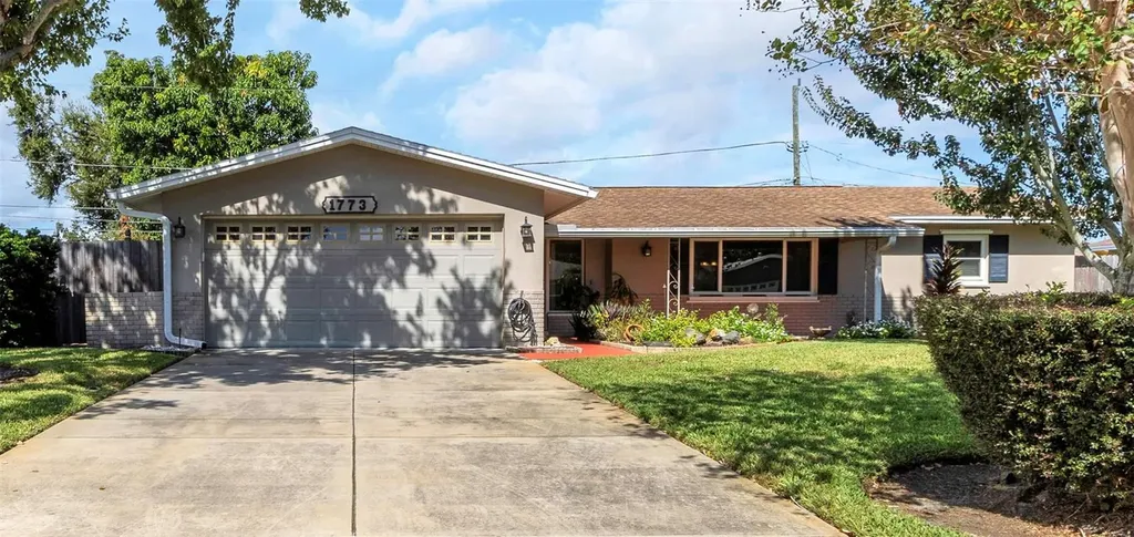 1773 63rd Avenue S St Petersburg FL 33712