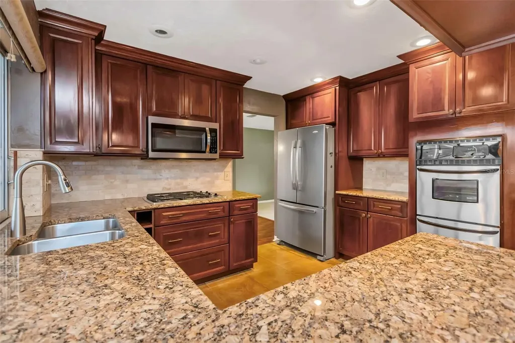 1773 63rd Avenue S St Petersburg FL 33712