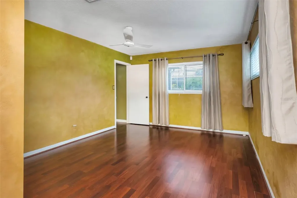 1773 63rd Avenue S St Petersburg FL 33712