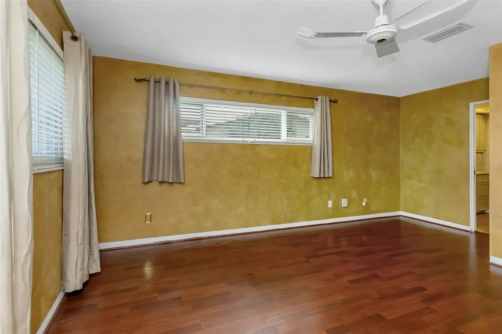 1773 63rd Avenue S St Petersburg FL 33712