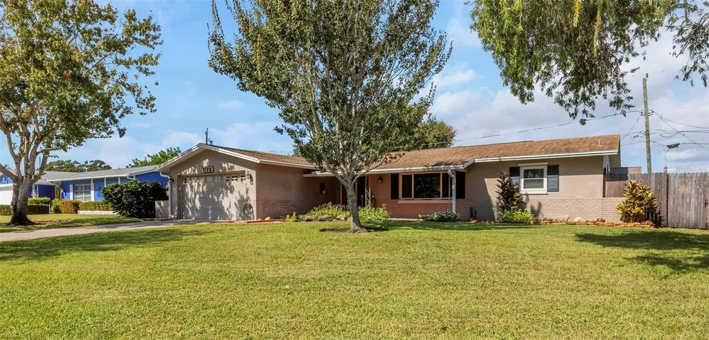 1773 63rd Avenue S St Petersburg FL 33712