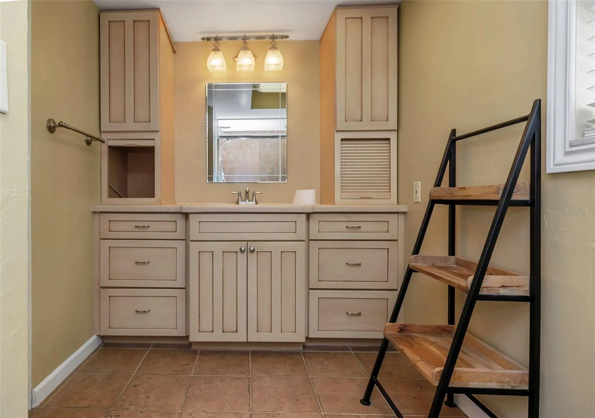 1773 63rd Avenue S St Petersburg FL 33712
