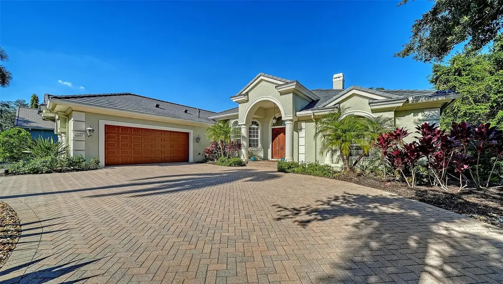 6805 Chancery Place University Park FL 34201