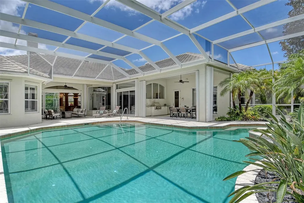 6805 Chancery Place University Park FL 34201