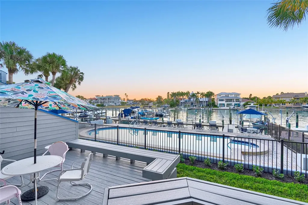 910 Pinellas Bayway S Tierra Verde FL 33715