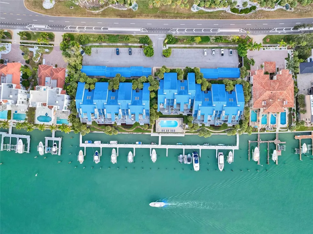 910 Pinellas Bayway S Tierra Verde FL 33715