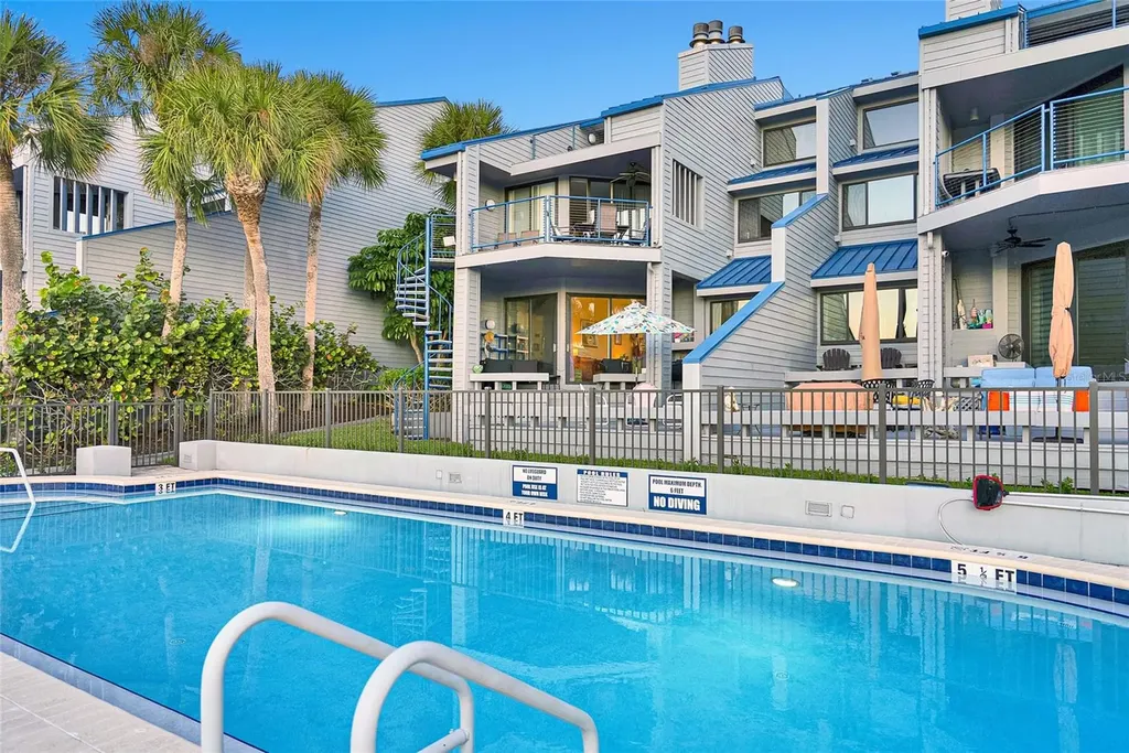910 Pinellas Bayway S Tierra Verde FL 33715