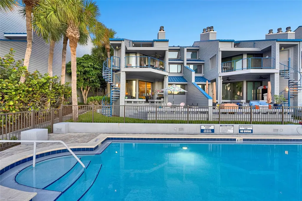 910 Pinellas Bayway S Tierra Verde FL 33715