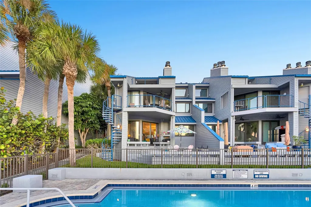 910 Pinellas Bayway S Tierra Verde FL 33715
