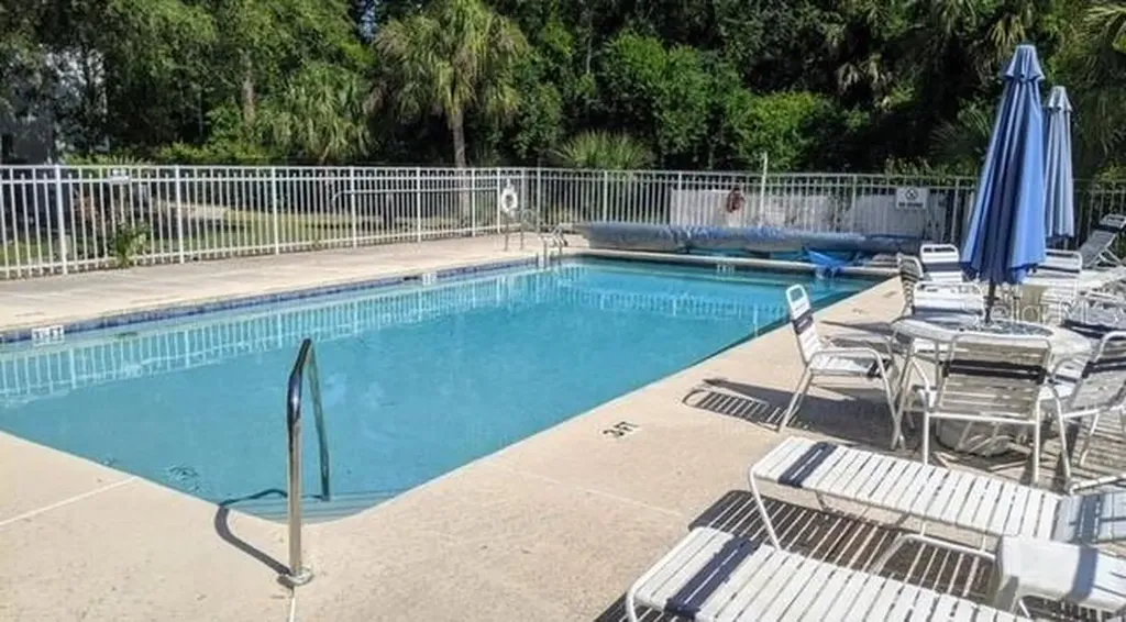 957 SE Mayo Drive Crystal River FL 34429