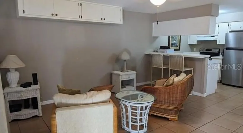 957 SE Mayo Drive Crystal River FL 34429