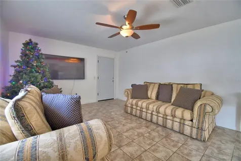107 Shaddock Drive Auburndale FL 33823