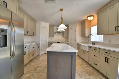 107 Shaddock Drive Auburndale FL 33823