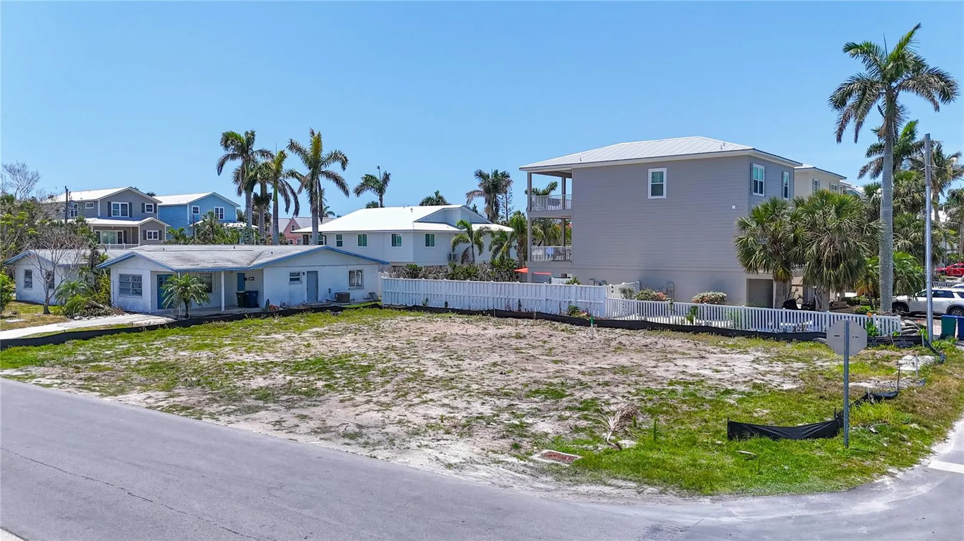 6406 Holmes Boulevard Holmes Beach FL 34217