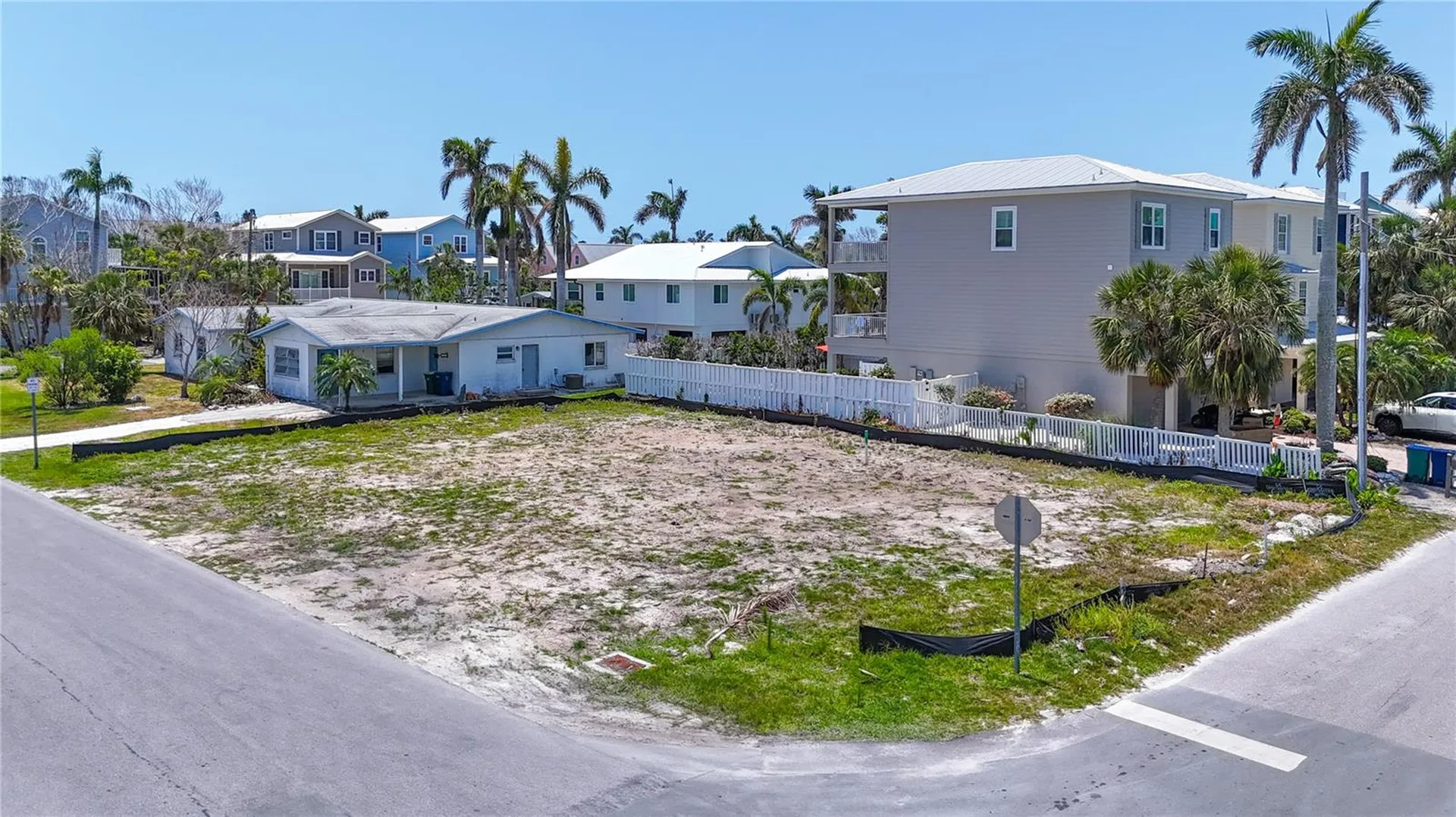 6406 Holmes Boulevard Holmes Beach FL 34217
