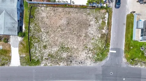 6406 Holmes Boulevard Holmes Beach FL 34217