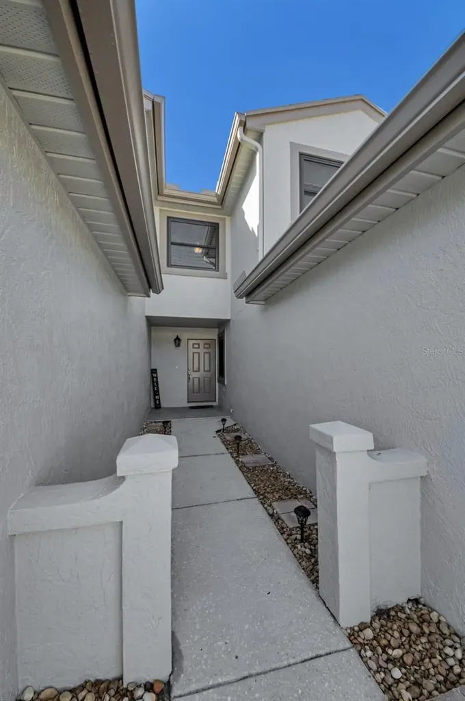 706 Quail Keep Drive Safety Harbor FL 34695