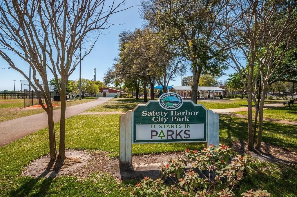 706 Quail Keep Drive Safety Harbor FL 34695