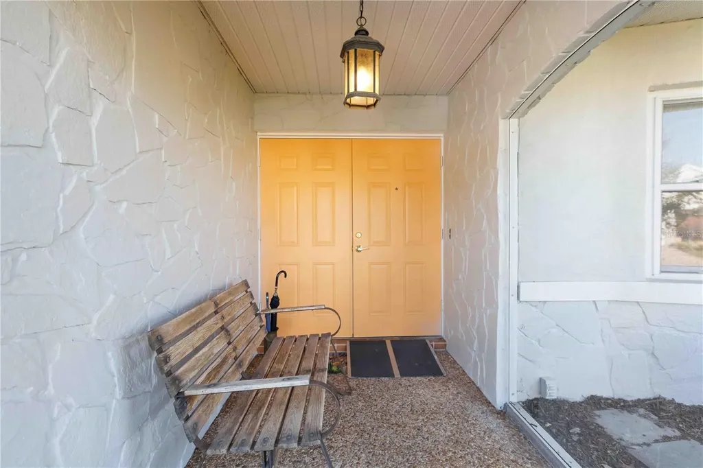 3363 Sheffield Circle Sarasota FL 34239