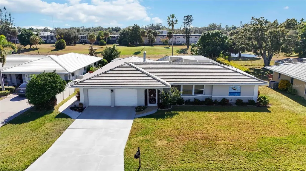 3363 Sheffield Circle Sarasota FL 34239