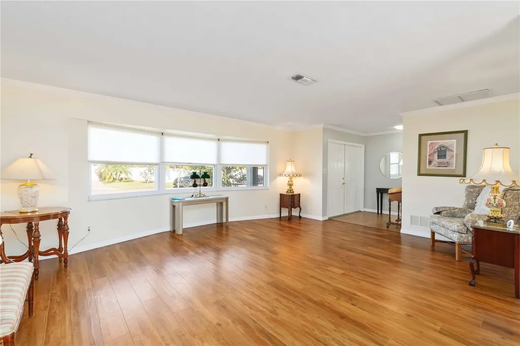 3363 Sheffield Circle Sarasota FL 34239