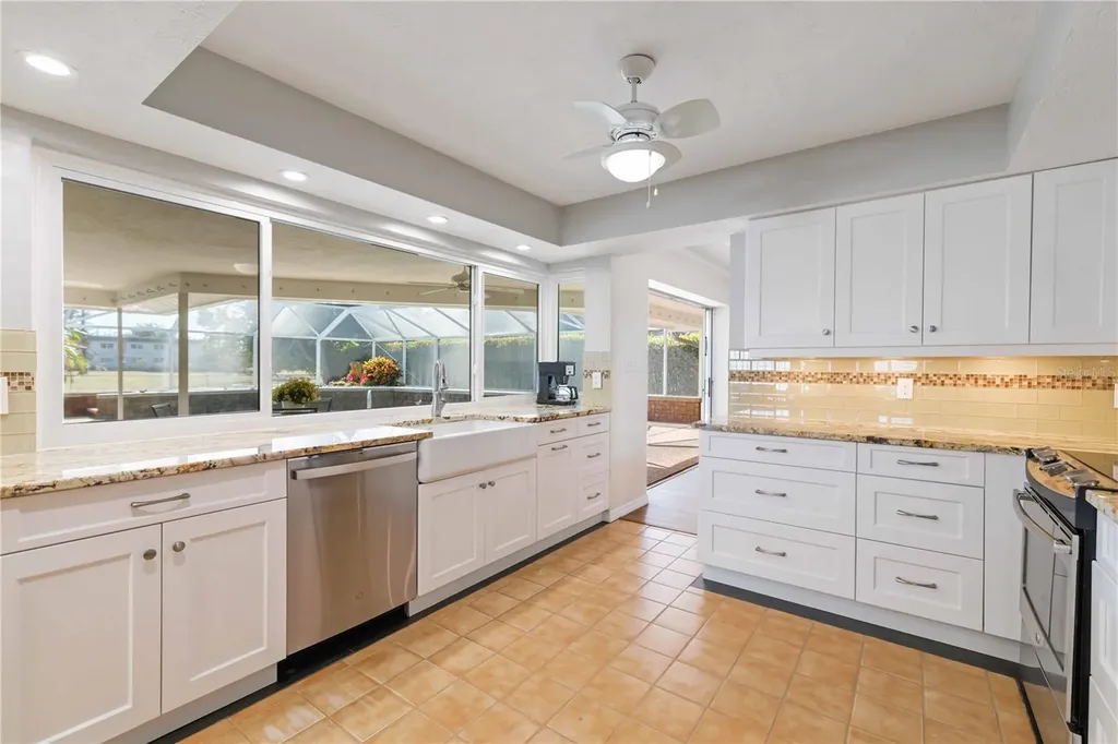 3363 Sheffield Circle Sarasota FL 34239