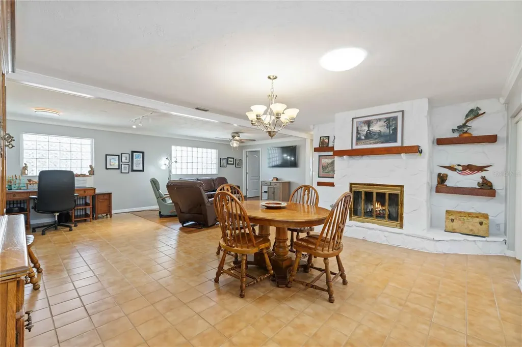 3363 Sheffield Circle Sarasota FL 34239