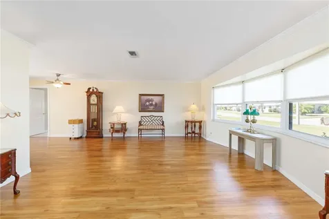 3363 Sheffield Circle Sarasota FL 34239