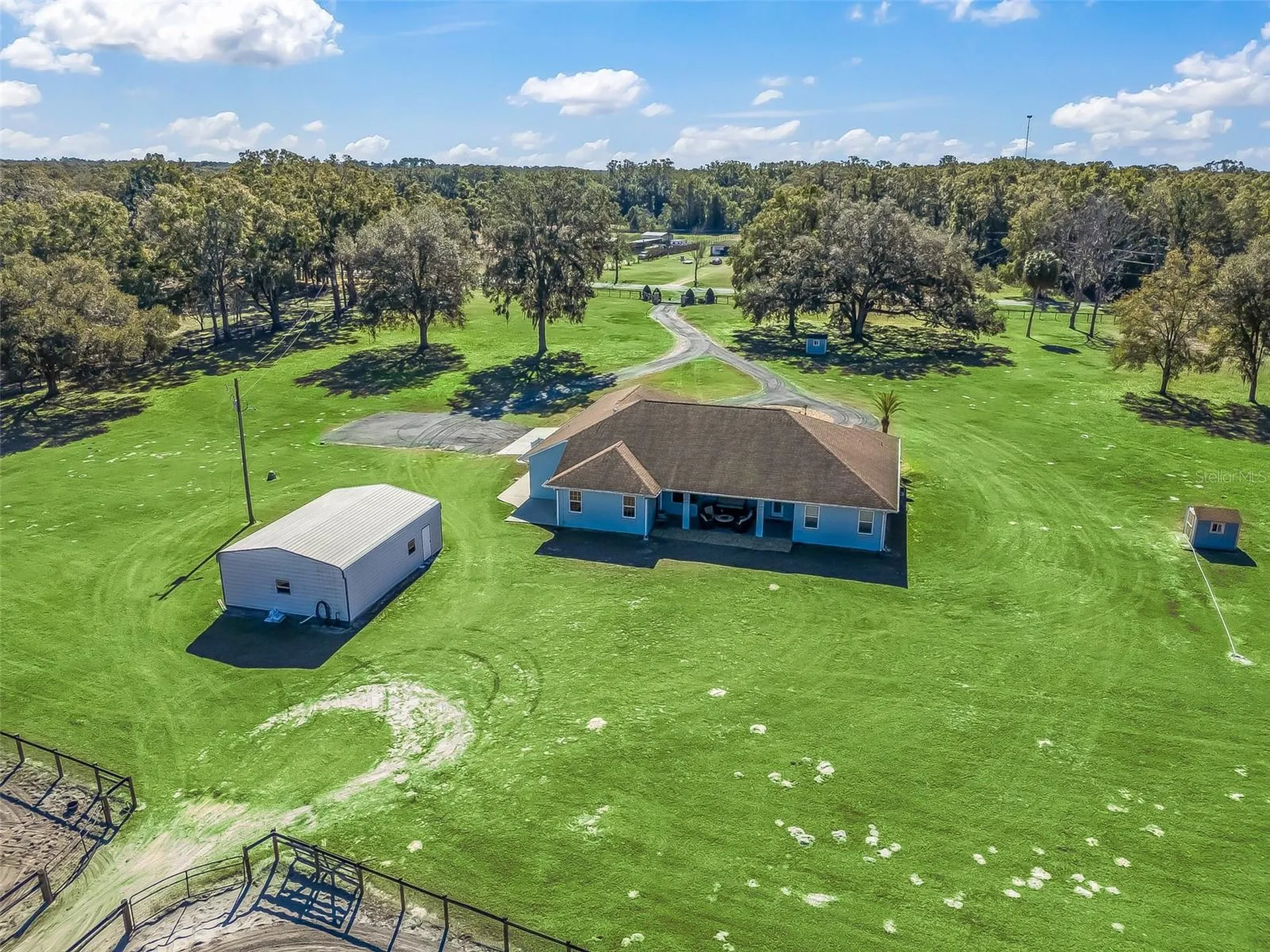 19351 E Levy Street Williston FL 32696
